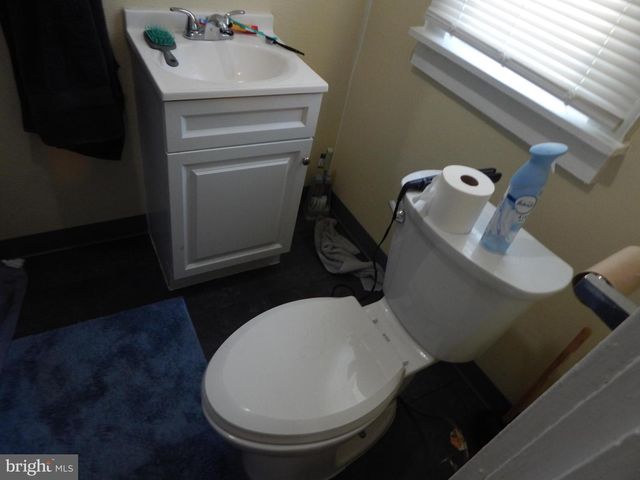 7425 RIVER RD, Pennsauken, NJ 08110