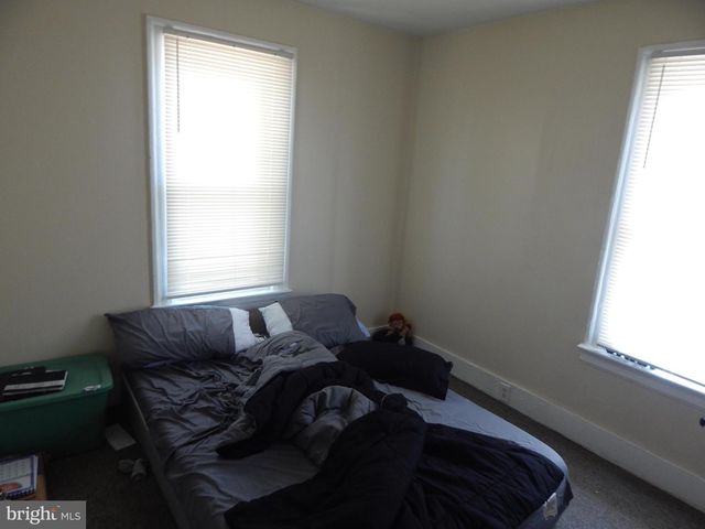 7425 RIVER RD, Pennsauken, NJ 08110