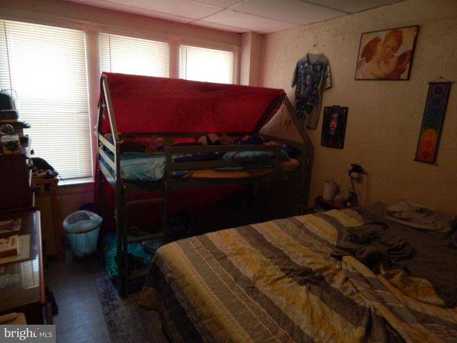 7425 RIVER RD, Pennsauken, NJ 08110