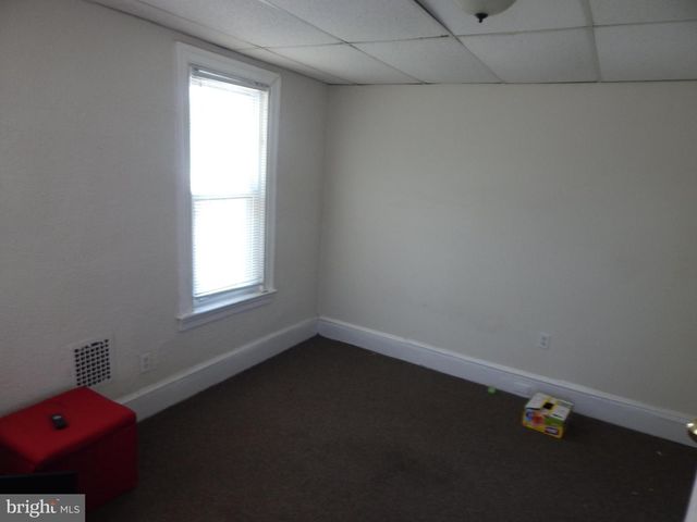 7425 RIVER RD, Pennsauken, NJ 08110