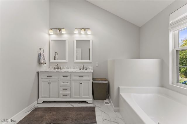 799 Savannah Trail, Medina, OH 44256