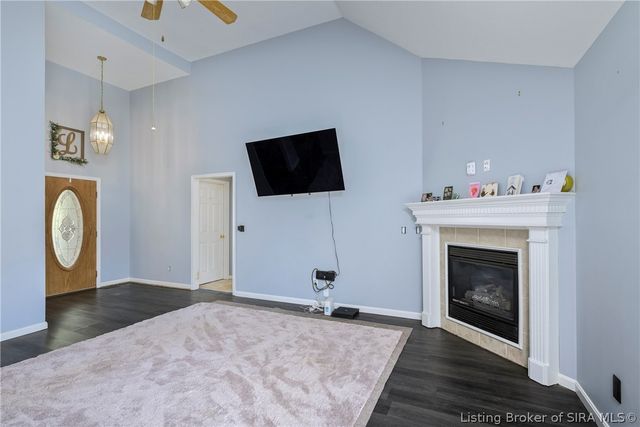 4247 Sunrise Drive, Sellersburg, IN 47172