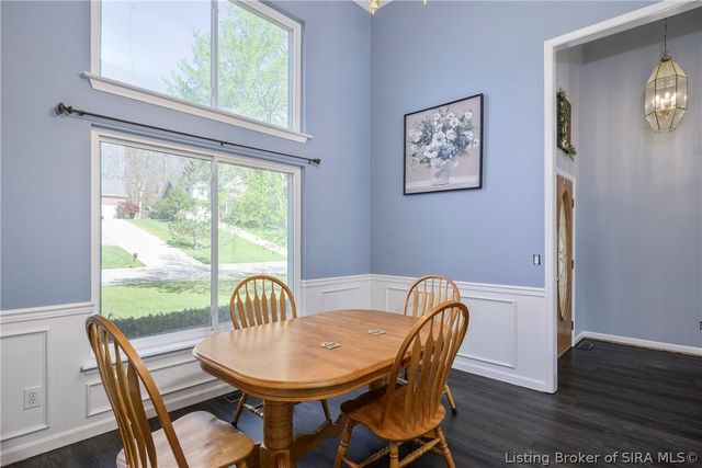 4247 Sunrise Drive, Sellersburg, IN 47172