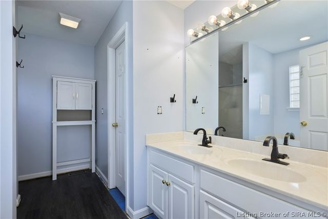 4247 Sunrise Drive, Sellersburg, IN 47172