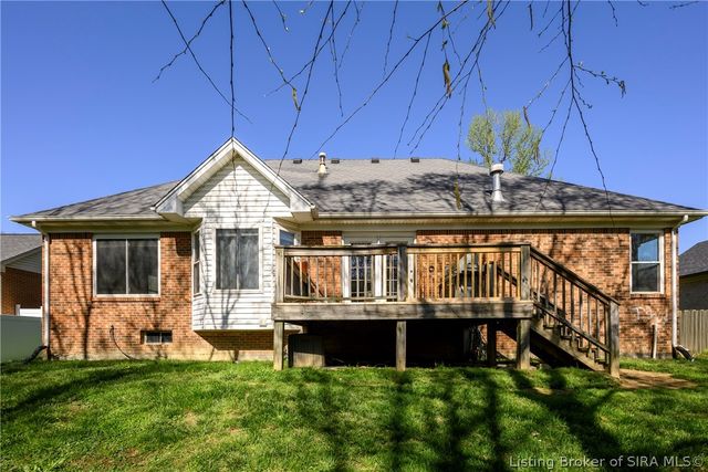 4247 Sunrise Drive, Sellersburg, IN 47172