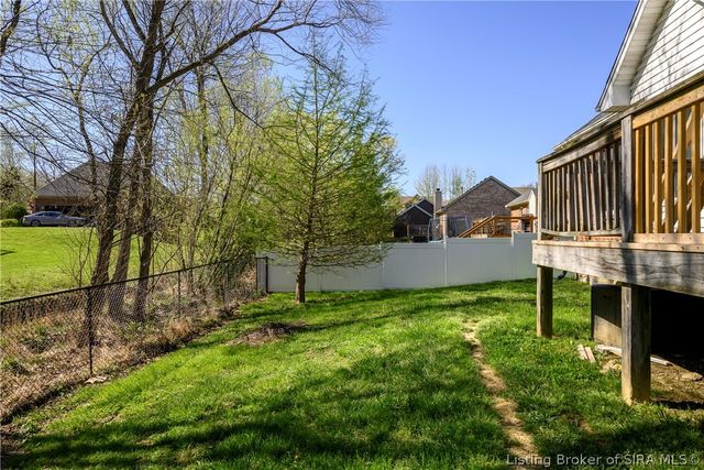4247 Sunrise Drive, Sellersburg, IN 47172