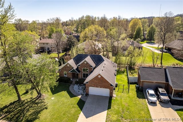 4247 Sunrise Drive, Sellersburg, IN 47172