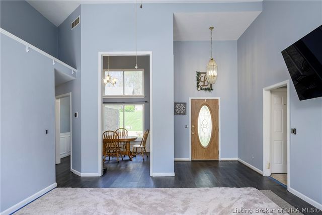 4247 Sunrise Drive, Sellersburg, IN 47172