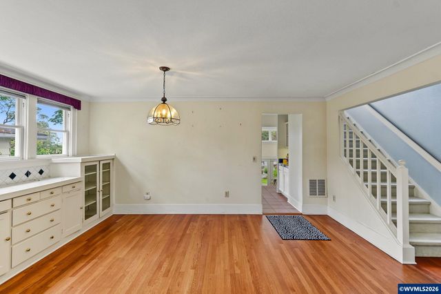 1760 John St S, Salem, OR 97302