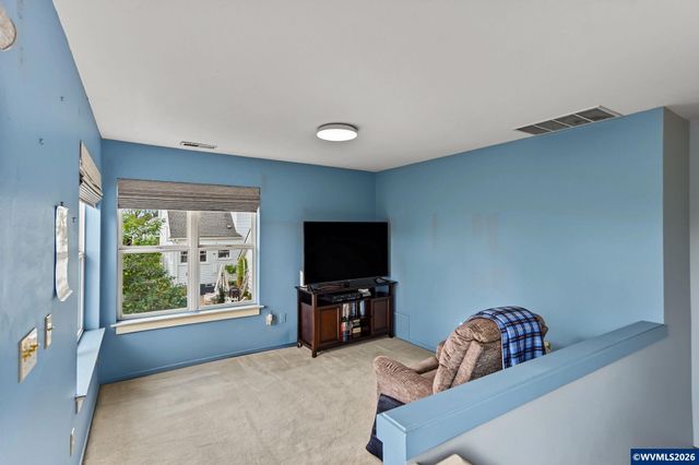1760 John St S, Salem, OR 97302