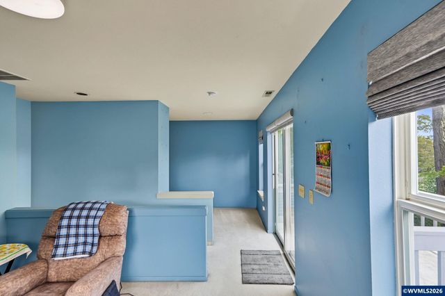 1760 John St S, Salem, OR 97302