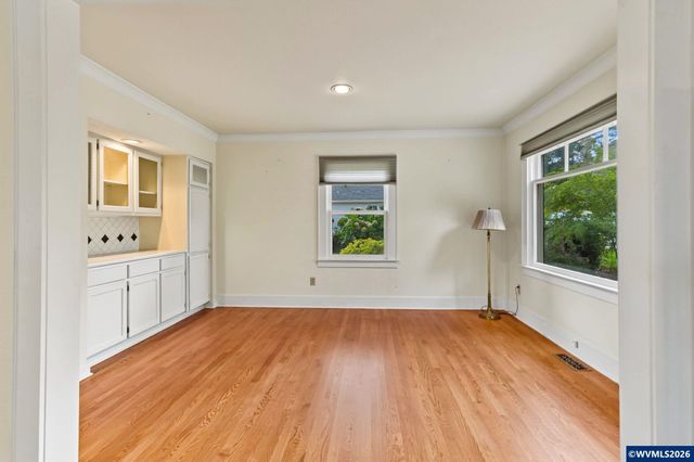 1760 John St S, Salem, OR 97302