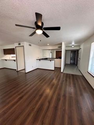 4400 Hemingway Drive 207, Oklahoma City, OK 73118