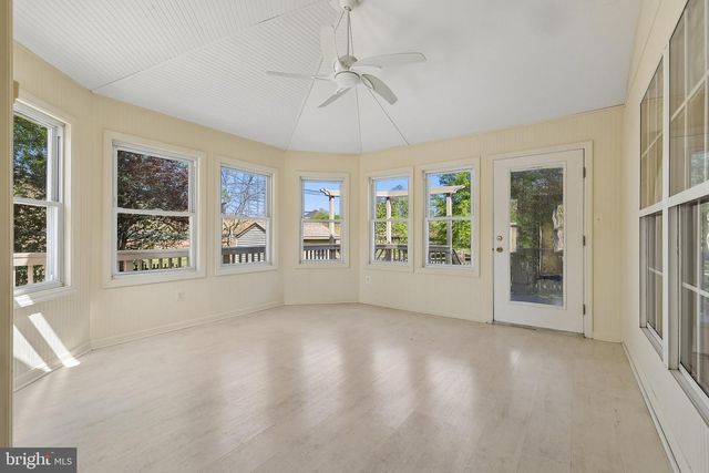43097 BINKLEY CIR, Leesburg, VA 20176