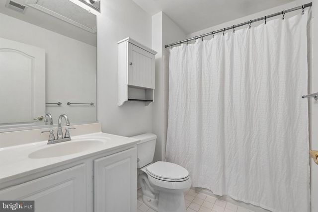 43097 BINKLEY CIR, Leesburg, VA 20176