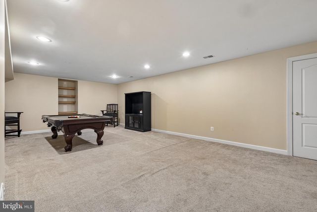43097 BINKLEY CIR, Leesburg, VA 20176