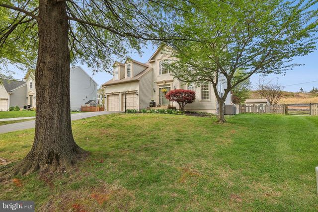 43097 BINKLEY CIR, Leesburg, VA 20176