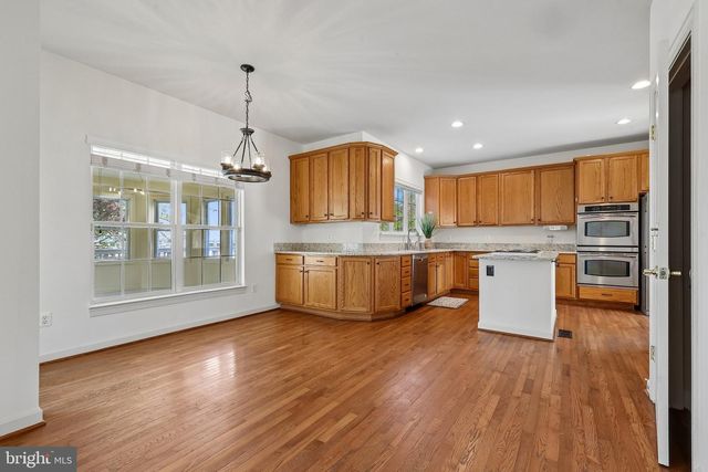 43097 BINKLEY CIR, Leesburg, VA 20176
