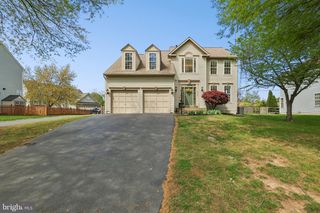 43097 BINKLEY CIR, Leesburg, VA 20176