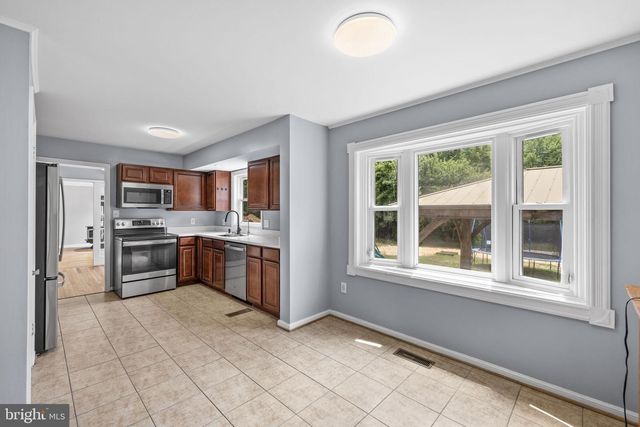 10329 GORDON RD, Spotsylvania, VA 22553