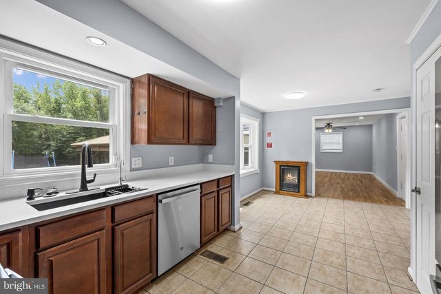10329 GORDON RD, Spotsylvania, VA 22553
