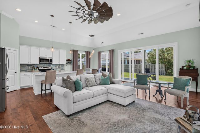 4432 Huntsman Court, Castle Hayne, NC 28429