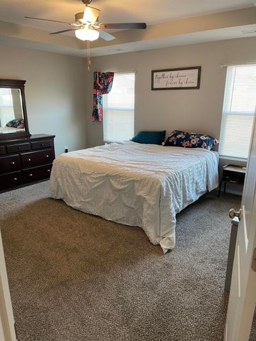 1209 Abbey Avenue, Monett, MO 65708