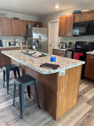 1209 Abbey Avenue, Monett, MO 65708