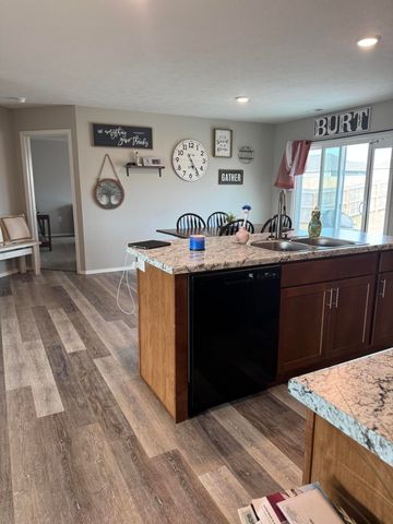 1209 Abbey Avenue, Monett, MO 65708