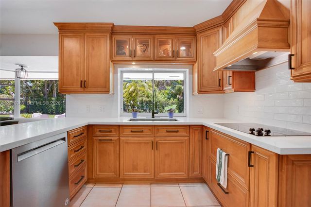7175 SW 117th Ter, Pinecrest, FL 33156