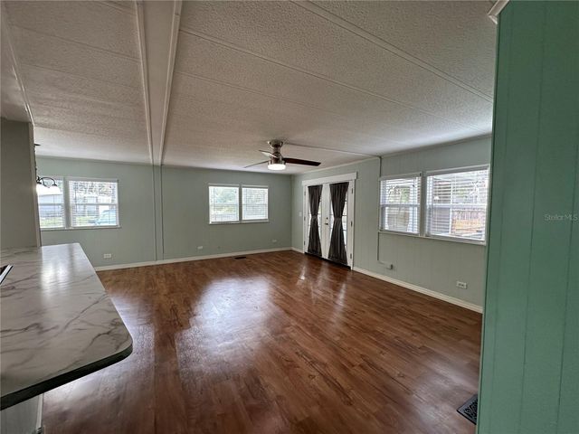 24007 RIVER ROAD, Astor, FL 32102