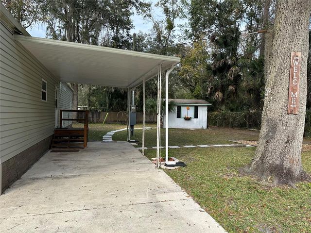 24007 RIVER ROAD, Astor, FL 32102