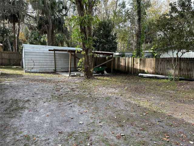 24007 RIVER ROAD, Astor, FL 32102