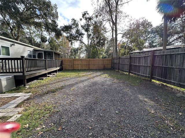 24007 RIVER ROAD, Astor, FL 32102