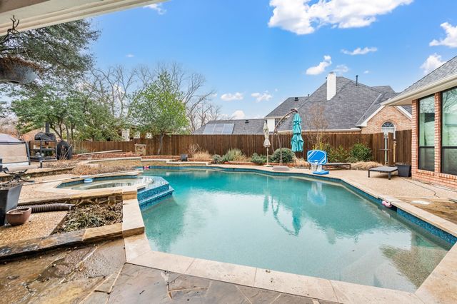 2503 Twelve Oaks Lane, Colleyville, TX 76034