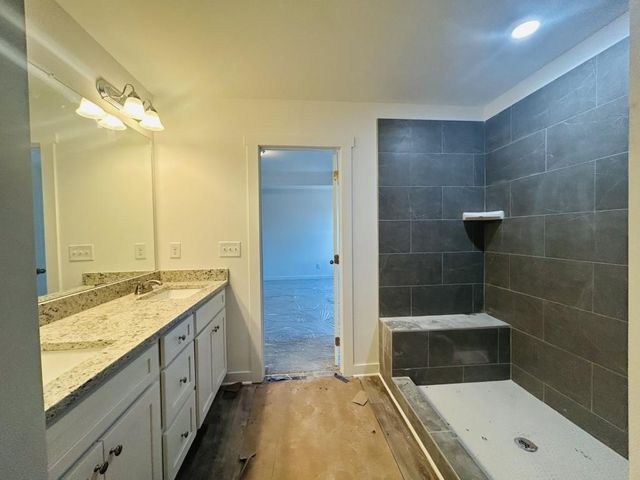 127 Annie Lane, Statham, GA 30666