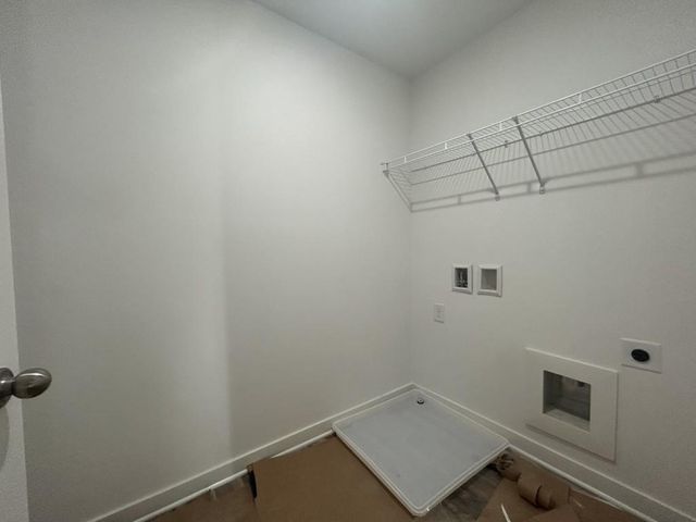 127 Annie Lane, Statham, GA 30666