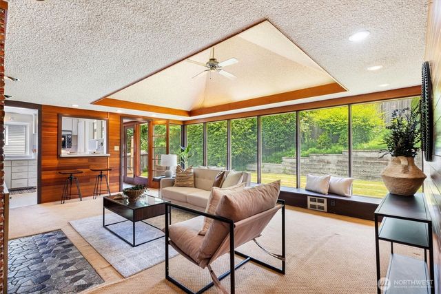 9630 26th Avenue NW, Seattle, WA 98117