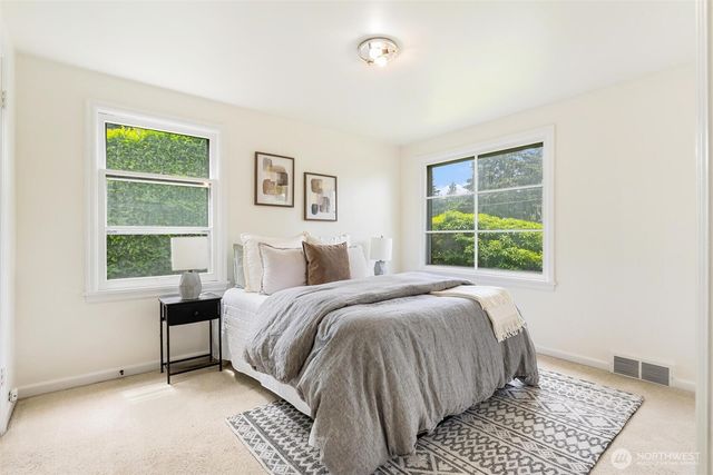 9630 26th Avenue NW, Seattle, WA 98117