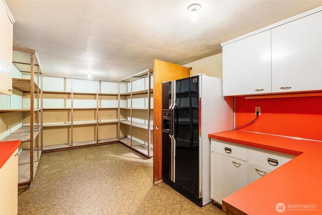 9630 26th Avenue NW, Seattle, WA 98117