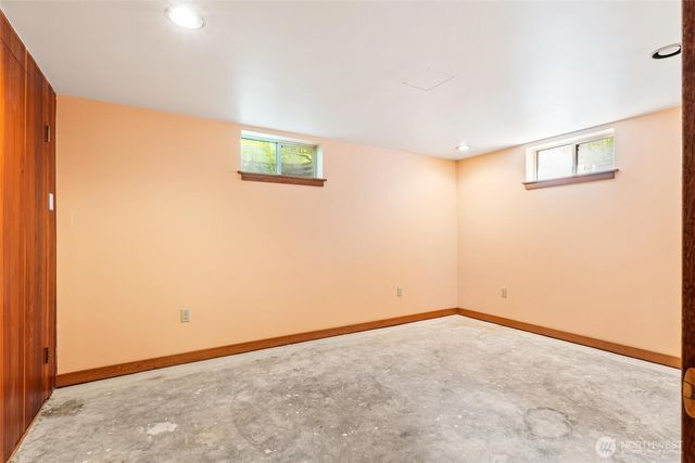 9630 26th Avenue NW, Seattle, WA 98117