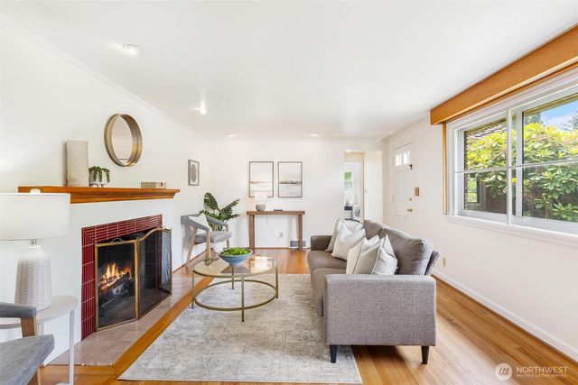 9630 26th Avenue NW, Seattle, WA 98117