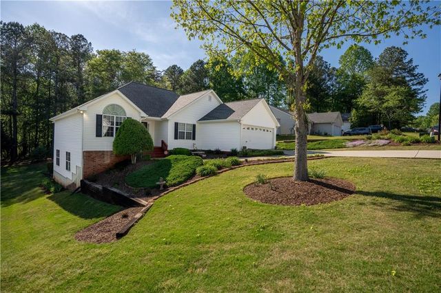 7272 Plum Creek Drive, Gainesville, GA 30507