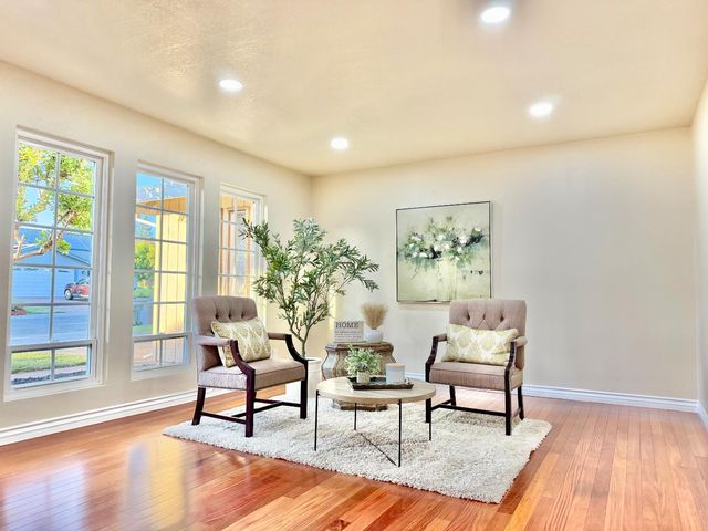 5706 Jeff Way, Carmichael, CA 95608