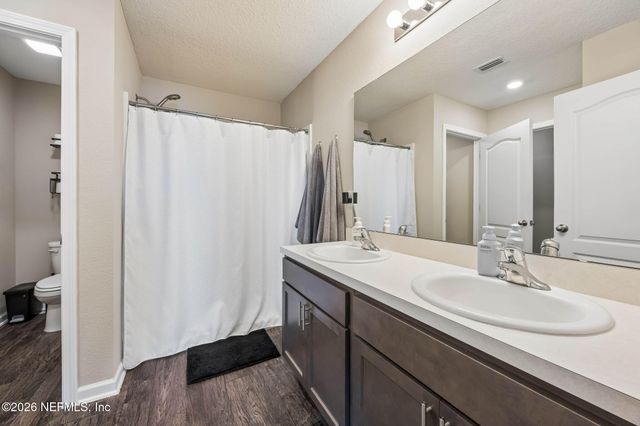 6482 BUCKING BRONCO Drive, Jacksonville, FL 32234