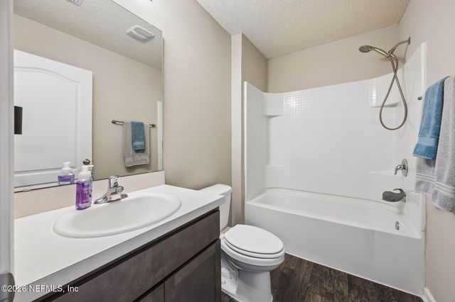 6482 BUCKING BRONCO Drive, Jacksonville, FL 32234