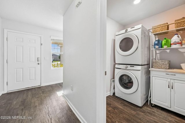 6482 BUCKING BRONCO Drive, Jacksonville, FL 32234