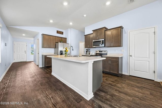 6482 BUCKING BRONCO Drive, Jacksonville, FL 32234