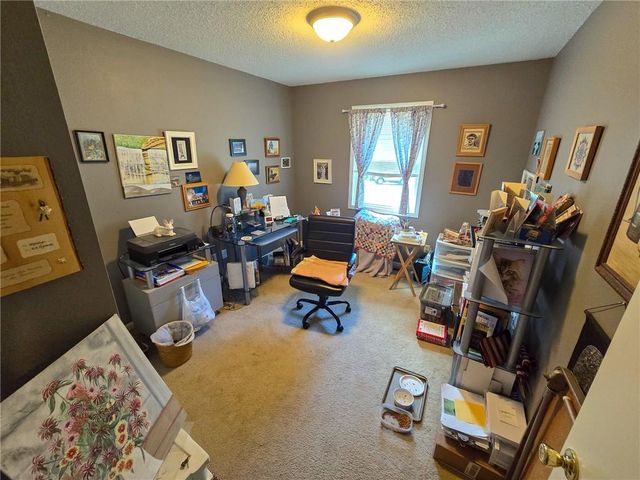 2206 N Swisher Drive, Clinton, MO 64735