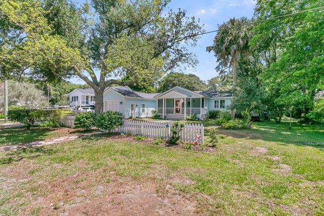 20 32nd Avenue, Isle Of Palms, SC 29451